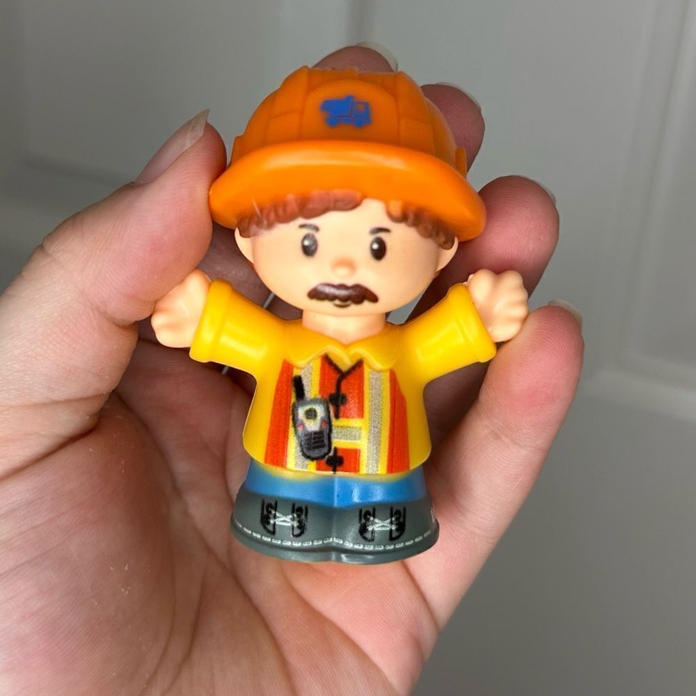 Fisher Price Little People Orange Hat Construction Worker Replacement Character - Picture 1 of 5